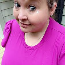 Practice ready here at @rockinghamspeedway 🪨 Feeling fresh! #nascar  #scentsy