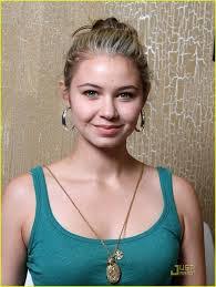 Ayla Kell's Instagram, Twitter & Facebook