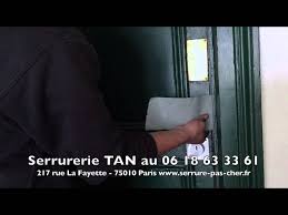 La carte, le numéro de téléphone, le site internet. Comment Ouvrir Une Porte Sans Les Cles Nos Conseils Et Astuces