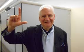 Брюс уиллис, ричард гир, сидни пуатье и др. Carlos The Jackal You Cannot Repel Bullets With A Folding Fan Daily Sabah