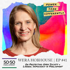 Cassandra Rae 🇺🇸🇪🇺🇬🇧 (@_badasscass_)