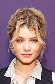 Sarah jones was born on july 17, 1983 in winter jones also appeared in the television shows huff, ugly betty, and big love. Sarah Jones Movies Age Biography