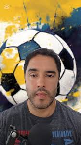 El debate se enciende: ¿Le está haciendo daño a Barcelona SC? La crítica es  fuerte: A Johnny Quiñónez se le busca espacio en cada partido, forzando un  rol (volante 5, 8, armador,