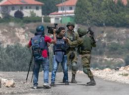 See more ideas about israel defense forces, soldier, idf women. Israel Considering Law To Ban Photographing Or Filming Of Idf Soldiers The Independent The Independent