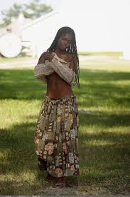Sexy ebony teen Desereabares her great natural big tits outdoors 423444445