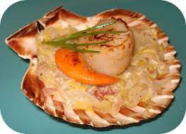 Saint Jacquesa La Fondue D Endives Et De Poireaux Recette Coquille Saint Jacques Coquille Saint Jacques Saint Jacques