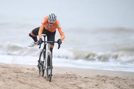 Dat is altijd goed op een wk, vertelde de nederlander die met succes zijn titel had verdedigd. Herbeleef Wk Veldrijden Mathieu Van Der Poel Pakt Vierde We Het Belang Van Limburg Mobile
