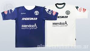 Club sportivo independiente rivadavia (mostly known simply as independiente rivadavia) is a football club from mendoza, argentina. Camisetas Kappa De Independiente Rivadavia Para 2014