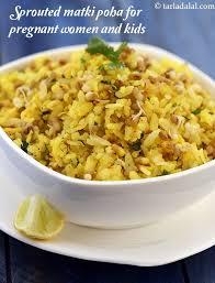 Sprouted Matki Poha Recipe Iron Rich Recipes Recipe Poha Recipe Recipes Healthy Vegetarian Breakfast
