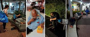 Lahan malaysia sudah sangat terbatas untuk pengembangan kedua komoditas ini, sehingga mereka mengembangkan investasinya di indonesia. Rakyat Kita Jadi Gelandangan Di Singapura