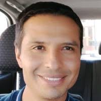 400+ perfiles de «Adriano»