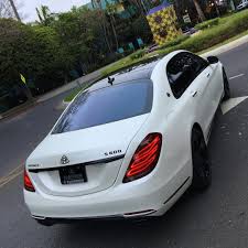 Mercedesbenz Maybachs600 Professionally Wrapped In Pml Pantone Matte Pearl White With A Full Platinum Black Trim Pack Comm Maybach Luxury Cars Mercedes