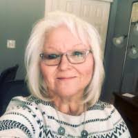 Dawn Bratton's Instagram, Twitter & Facebook