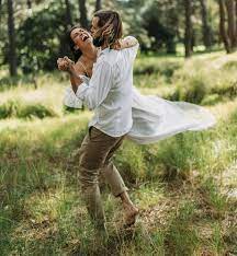Check spelling or type a new query. 15 Unique Essential Wedding Photography Pose Ideas For Couples