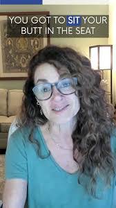 Laurie Emery's Instagram, Twitter & Facebook