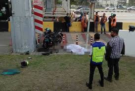 Abal aban abang abangan abangga abangmu abangnya abar abaran abas abasiah abatoar abau abbreviata abc abdas abdi abdikasi abdomen abdominal abdu abductee abduh abduksi abduktor abdul abdullah abdurrahman abe abece abel abelmaschus abelmoschus aben aberasi abesif abet abi abian abid. Polis Trafik Maut Motosikal Rempuh Tiang Plaza Tol Jambatan Pulau Pinang Astro Awani