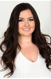 Michelle Arseneau's Instagram, Twitter & Facebook