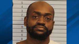 Chattanooga man arrested after police chase ends in crash, drug and weapon  seizure