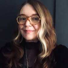 Dr Agata Lulkowska (@followingred)