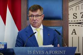 Matolcsy györgy szerint a helyreállítás belső forrásai rendelkezésre állnak a lakosság és a bankok körében egyaránt. K87vu Tvt5xupm