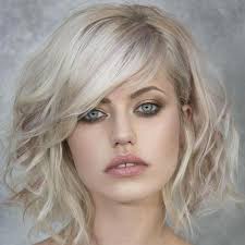 Tagli capelli medi scalati inverno 2020. Taglio Scalato 2020 Il Migliore Per Essere Davvero Glam