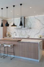 31 Luxury Calacatta Gold Marble Backsplash Countertop Ideas In 2020 Contemporary Kitchen Contemporary Kitchen Backsplash Interior Design Kitchen