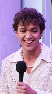 Cameron Gragg's Instagram, Twitter & Facebook