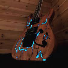 Glowing Thunderstruck Guitar Electric Guitar Art Cool Guitar Guitar Design