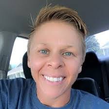 Amanda Byers's Instagram, Twitter & Facebook