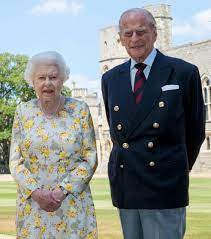 Rainha elizabeth é mãe de 2 filhos, tem 8 netos e 2 bisnetos. Principe Philip Marido De Elizabeth Ii Completa 99 Anos Mundo G1