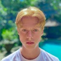 Tim Aldinger's Instagram, Twitter & Facebook