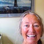 Donyale Smith's Instagram, Twitter & Facebook