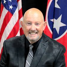 Springfield Native, Mark Reeves, was named Executive Director of TSSAA this  week! 🎉👏 Reeves started his teaching career at Springfield High School,  as both a teacher and a coach of multiple sports.