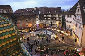 Marche De Noel 2019 Le Village De Paris La Defense Fete Ses 25 Ans Colmar Ville France Voyage Tour