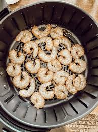 Learn how to thaw frozen shrimp thaw shrimp using fast, medium, and slow methods. Grilled Shrimp Salad With Air Fried Shrimp Deb And Danelle In 2020 Grilled Shrimp Salad Shrimp Salad Grilled Shrimp