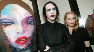 Westworld star evan rachel wood has named marilyn manson as her alleged abuser, claiming that he groomed her as a teenager and brainwashed and manipulated her into submission. Evan Rachel Wood Accuses Marilyn Manson Of Sexual Abuse Marca In English