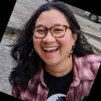 Danielle Humphreys's Instagram, Twitter & Facebook