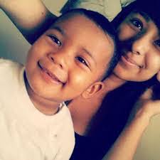 Mona Quezada's Instagram, Twitter & Facebook