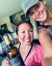 Marci Garrett's Instagram, Twitter & Facebook