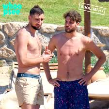 Maybe you would like to learn more about one of these? Donnarumma Locatelli Relax Al Mare Per Gli Azzurri Whoopsee
