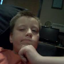 Aiden Hull (@2cd1ffe1b6fa403)