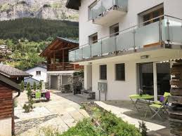 Die dreiersesselbahn chumme wartet nach der zerstörung der talstation durch eine lawine im januar ebenfalls noch auf die instandsetzung. Apartments Soldanella Leukerbad Aktualisierte Preise Fur 2021