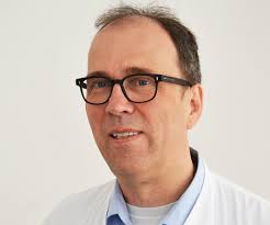 Was der Impfstopp für diese Klinik in OWL bedeutet