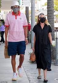 Maman heureuse avec ses filles stella et sienna et son mari chris ivery (photos). Ellen Pompeo Voit Son Mari Entre Deux Scenes De Grey S Anatomy Mce Tv