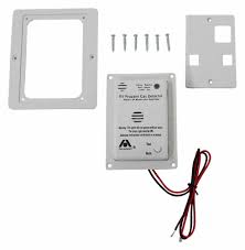 This detector gives you peace of mind by alerting you if there is as little as 2,000 ppm of lp gas present. Compare Vs Atwood Rv Carbon Etrailer Com