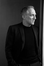 Paris, capitale mondiale de l'art. Kering On Twitter Luxury Has Two Missions In Fashion Bringing Creativity And Bringing Solutions In Terms Of Sustainability Said Francois Henri Pinault During The Kgenerationaward In Shanghai Today Keringforsustainability Shanghaifashionweek