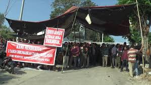 Selain itu, pihak sekolah juga bisanya sudah pengaruh fasilitas kerja lingkungan kerjaompetensi karyawan dan budaya organisasi terhadap kinerja karyawan produksi pt indomaju textindo kudus. Ratusan Buruh Pt Tossa Shakti Segel Pabrik Tuntut Gaji Dan Sisa Thr Dibayarkan Bagian 1