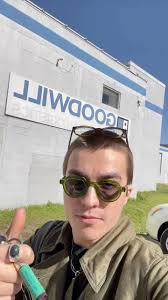 Shopping for vintage at the Goodwill Bins😅🔥 #vintage #thrifting  #goodwillbins