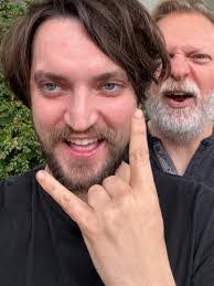 Eric Real's Instagram, Twitter & Facebook