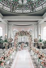 Great ideas from wedding decorators and wedding stylists! Wedding Luxury Decor